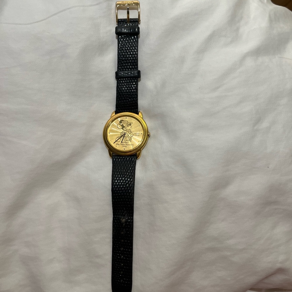 Seiko Limited Edition Mickey Mouse watch
Unisex
# 485/5000